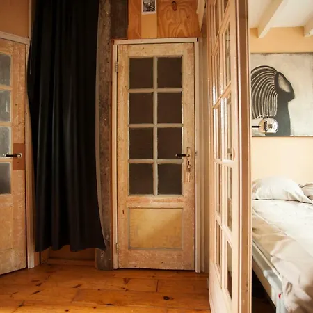 Bed & Breakfast Since1634